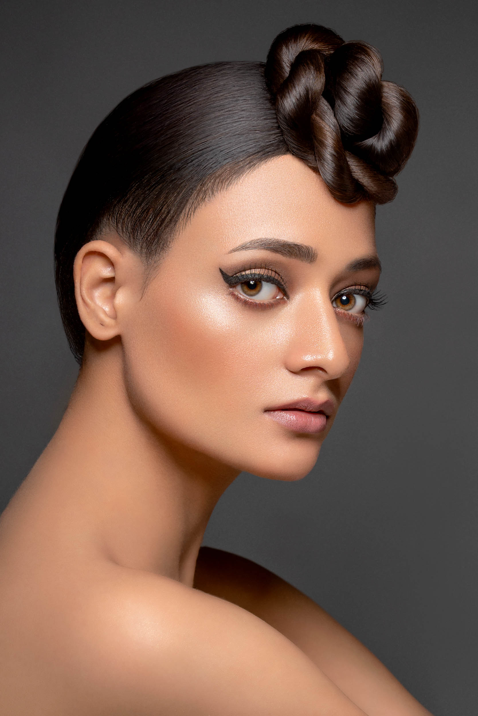 Best Beauty Photographer in India, Vikram Bawa, Model shoot, Best Portrait Photographer, Best hair photographer,Headshot, Profile photography, Best Fashion Photographer Vikram Bawa, Mumbai, India